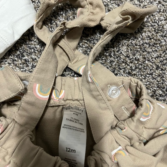 Toddler Rainbow Outfit ๐ - Picture 3 of 3